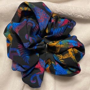 Vintage Scrunchie (single, blue/ purple pattern)